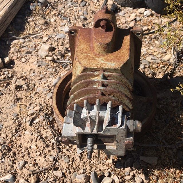 A creative little hide out in the desert. #geocaching #geocachingadventures ift.tt/2Nyypq6