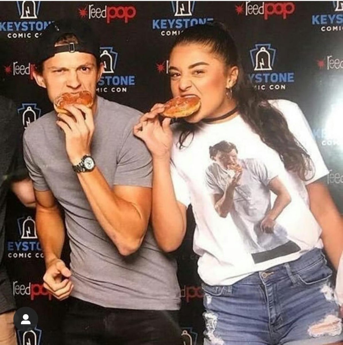 champagnemmilf's tweet photo. não me levem a mal me levem pra conhecer o tom holland!!! #KeystoneComicCon https://t.co/06A6ug0wON