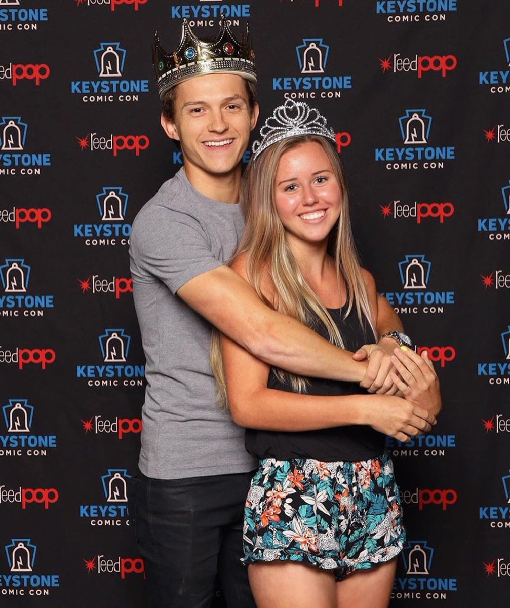 champagnemmilf's tweet photo. não me levem a mal me levem pra conhecer o tom holland!!! #KeystoneComicCon https://t.co/06A6ug0wON