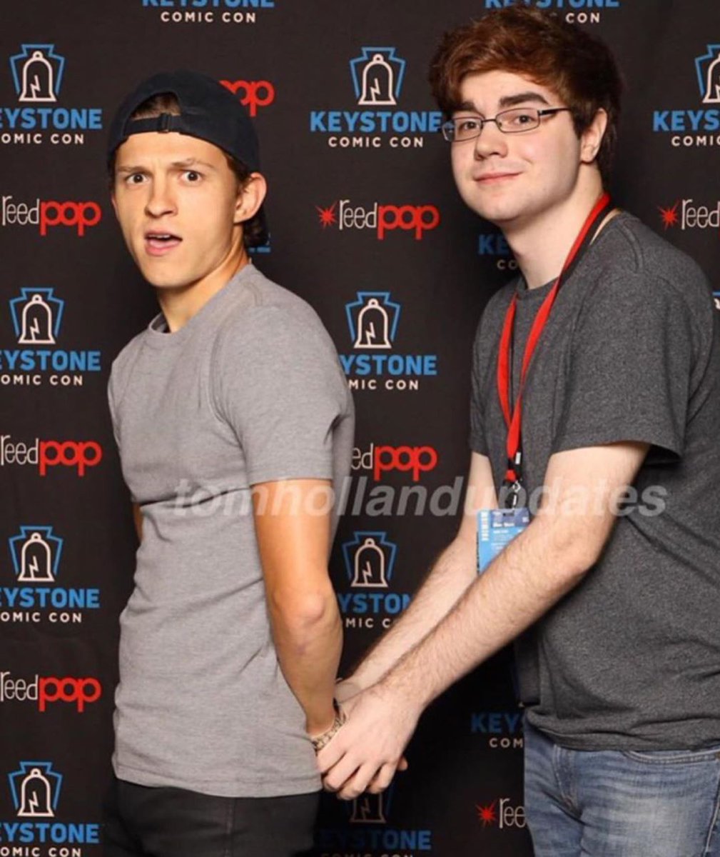 champagnemmilf's tweet photo. não me levem a mal me levem pra conhecer o tom holland!!! #KeystoneComicCon https://t.co/06A6ug0wON