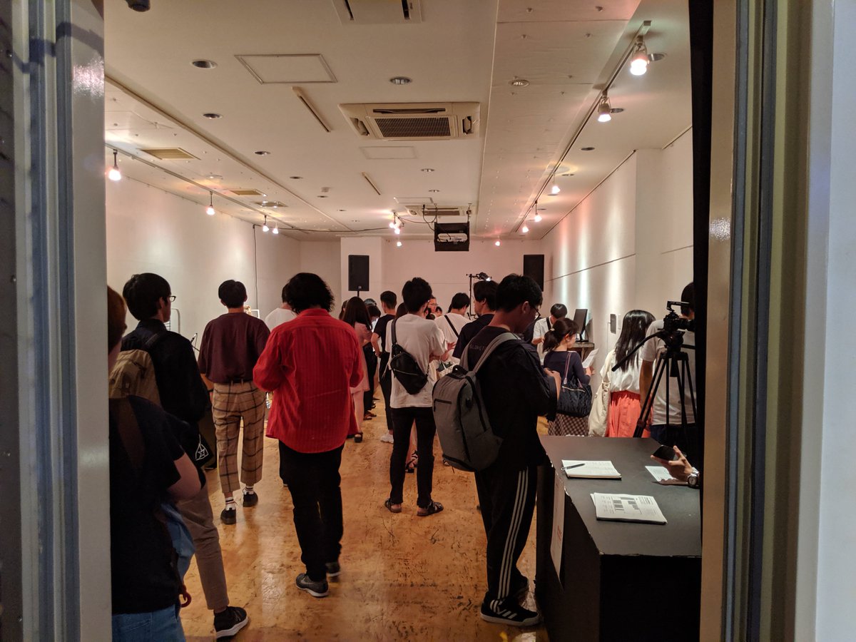 naotokui's tweet photo. 先日の #SFC x-Music Exhibitionにお越しいただいた皆さま、ありがとうございました! #sfc_cclab #sfc_xmusic 日常の音を使ったパフォーマンス、EMS刺激で腕をコントロールする演劇、GANをつかった音響合成、PoseNetによる新しいDJの提案等々、学生が主体になって企画から展示までを行いました👏 https://t.co/Ov6pehSpUP