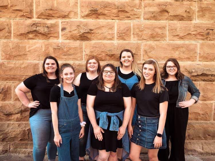 pithetachi's tweet photo. Introducing our 2019-2020 exec! We are so excited to meet you! #pickpi #whypi https://t.co/Iy1Tz6LOHg