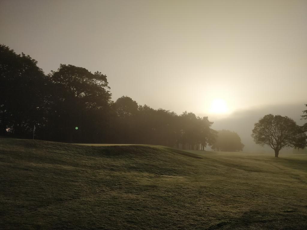 BoltonOldLinks tweet picture