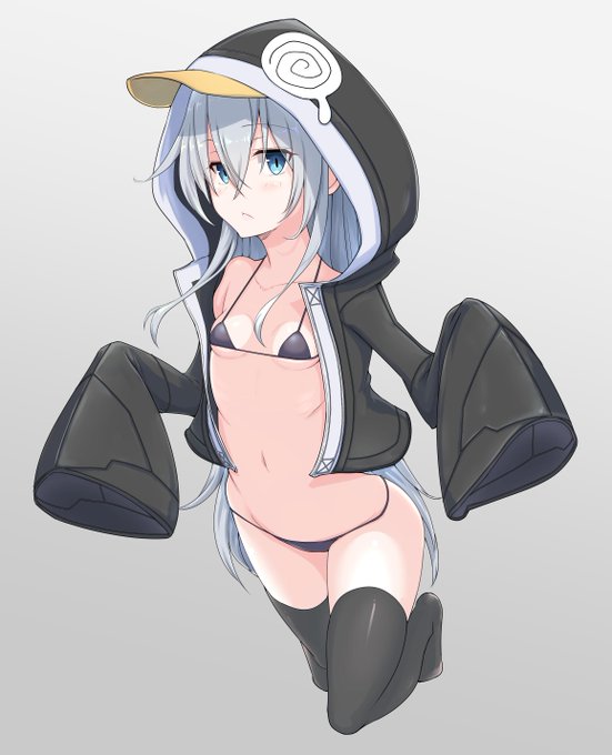 Λ響ちゃん「司令官、少しは元気になったかい…?」 