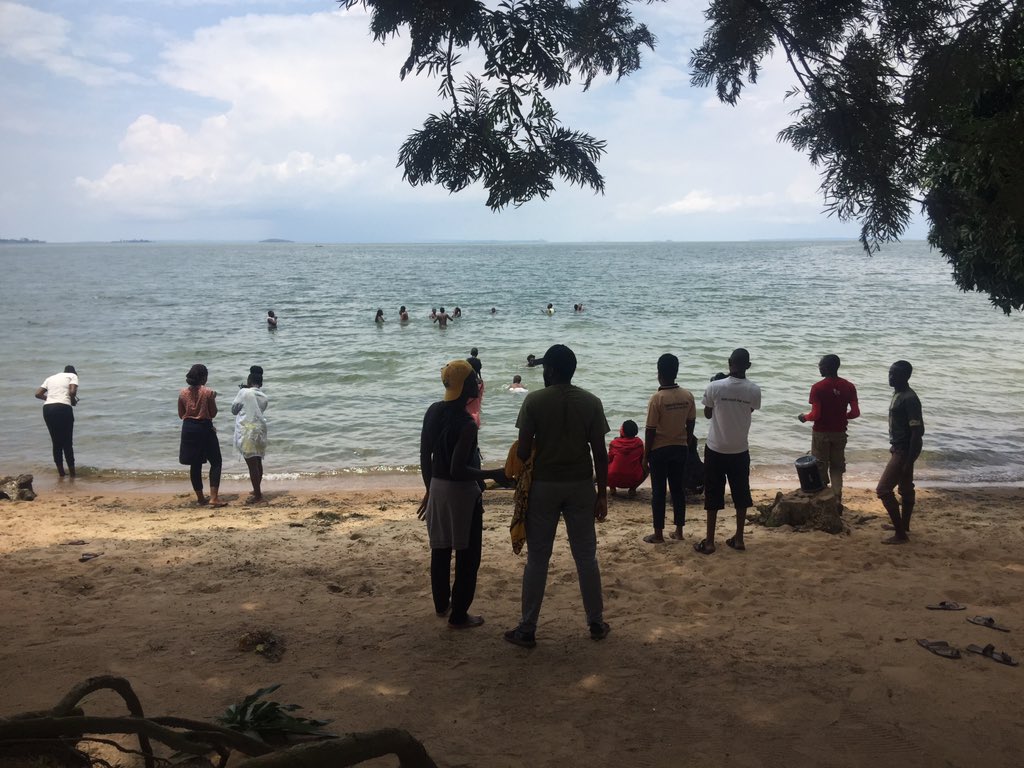 VisualizeUG's tweet photo. Day3. Visualize Filmmakers Boot Camp! Alittle play doesn’t kill.. our Sunday was well spent swimming ,playing and taking pictures ! #VisualizeUG #Visualize4Equality @YouthartsmoveUG @HungerProject @UnboundOrg @global_uganda @GP_Kenya @PrimusBahiigi @bangirac https://t.co/HtNPVjhgFR