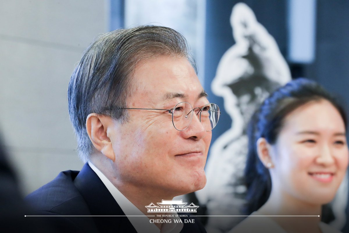 moonriver365's tweet photo. 소재•부품산업의 우리 경쟁력을 높인다면 그것은 우리 제조업 전체의 경쟁력을 높이고, 제조업의 수익성을 높이게 될 것입니다.
마침 소재•부품•장비 산업에 투자하는 펀드가 농협에서 만들어져 저도 가입해서 힘을 보태야겠다고 생각 했습니다. 많은 국민들께서도 힘을 보태 주시기를 바랍니다. https://t.co/7uke00zVEL