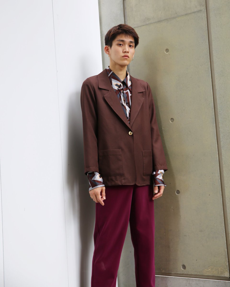 sullentokyo's tweet photo. ONLINE UPDATED

outer: COMME DES GARÇONS TRICOT SHORT DUFFLE COAT
inner: LONG SLEEVE SHINING SHIRT 
pants: COMME DES GARÇONS HOMME WIDE CHECK TROUSERS 
#sullentokyo https://t.co/5FrC7VGS0b
