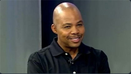 GovernmentZA's tweet image. We send our condolences the family and friends of Mzansi’s veteran sports analyst and soccer fanatic David Kekana. Kekane worked at the SABC for 18 years. His contribution to the sporting fraternity will be missed. #RIPDavidKekana