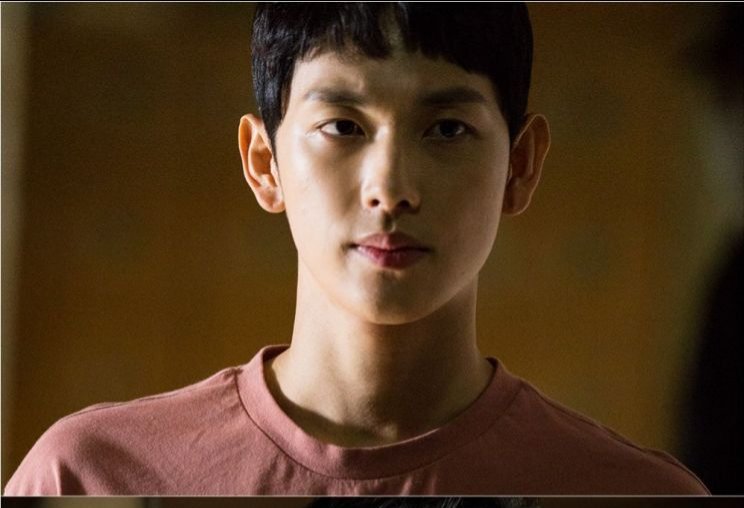 Незнакомцы из ада дорама. Чон у незнакомцы из ада. Им щи ван незнакомцы из ада. Мунджо незнакомцы из ада. Ли дон ук незнакомцы из ада.