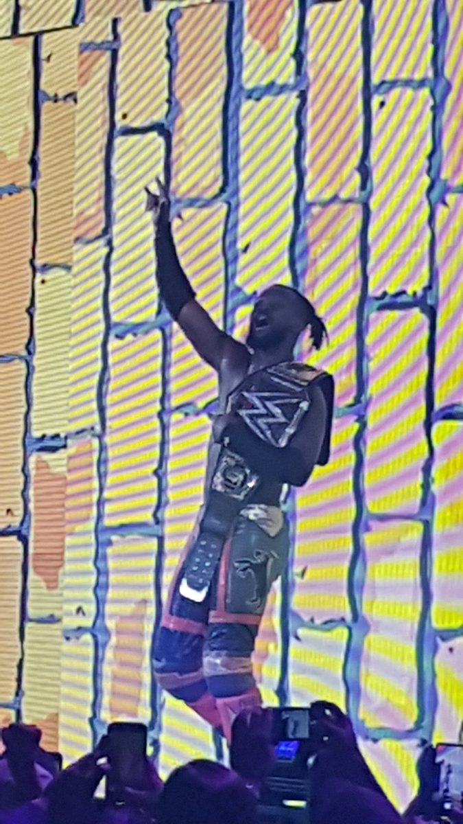 JulianDaCas5's tweet photo. Thank you for that unforgettable
night, wwe 💪🏻👏🏻@WWEColombia3 @wweespanol_ @619iamlucha @WWERomanReigns @AliWWE @RandyOrton @TrueKofi @WWEDanielBryan @wwe
#wweBogotá #wwelivebogota #wwe #wwecolombia #wweespañol #romanreigns #619reymysterio #ali #randyorton #wwebryan #danielbryan https://t.co/Eb1jMX6qAd
