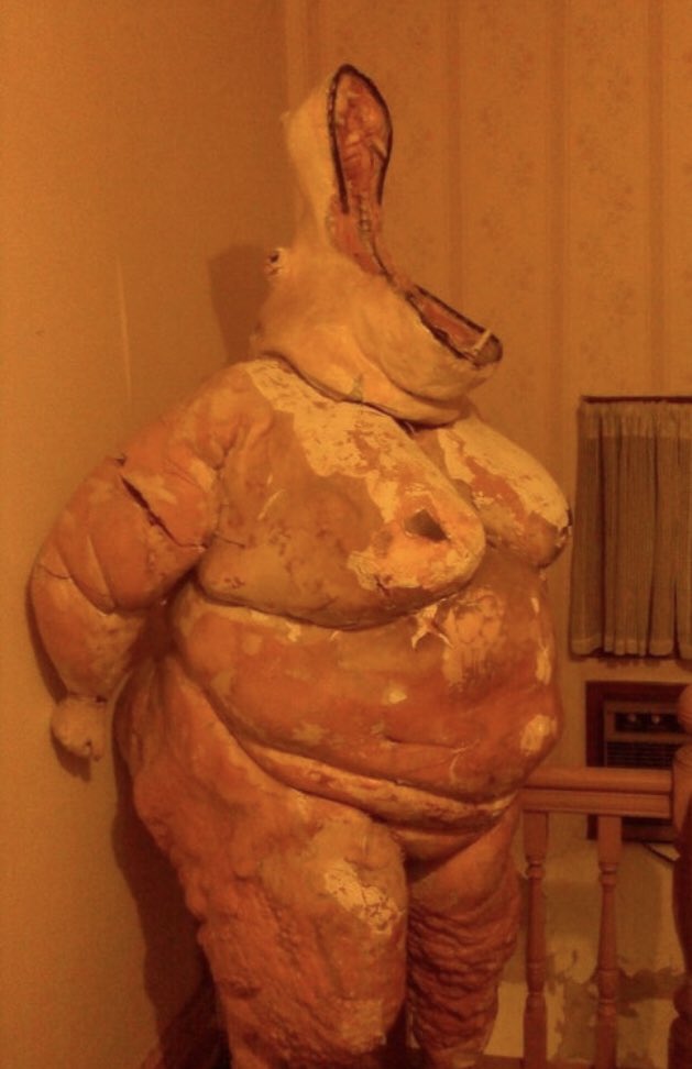 Brizite_'s tweet photo. hi I got my account back 🙃 just case I ever get hacked again, here’s the ONLY nude I’ve ever taken! can’t threaten me with it now 🤠🖕🏼 get a life https://t.co/o2Iz4jJWSE