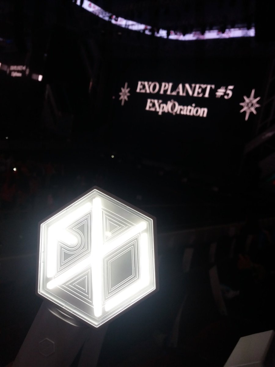 onlyysehun's tweet photo. i love you, always!! ♡ i will keep this memories with me forever. let's see each other again next time. @weareoneEXO @B_hundred_Hyun
#EXplOrationinManilaDay1
#EXplOrationinManilaDay2 https://t.co/6IWofACaU2