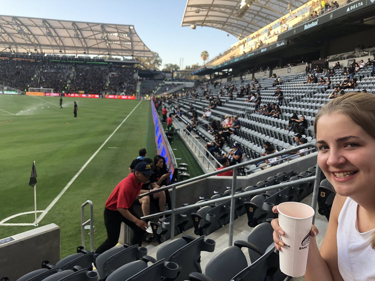 Kaitlyn_C20's tweet image. Ready for @LAFC vs @LAGalaxy ⚽️
