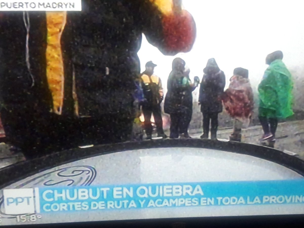 DANYD8's tweet photo. #Lanata  te muestra a Chubut en Quiebra... quien ganó las elecciones a gobernador @arcionimariano así que jodanse por votar LADRONES ! 🙄😤 https://t.co/lYjU6iKj1Z