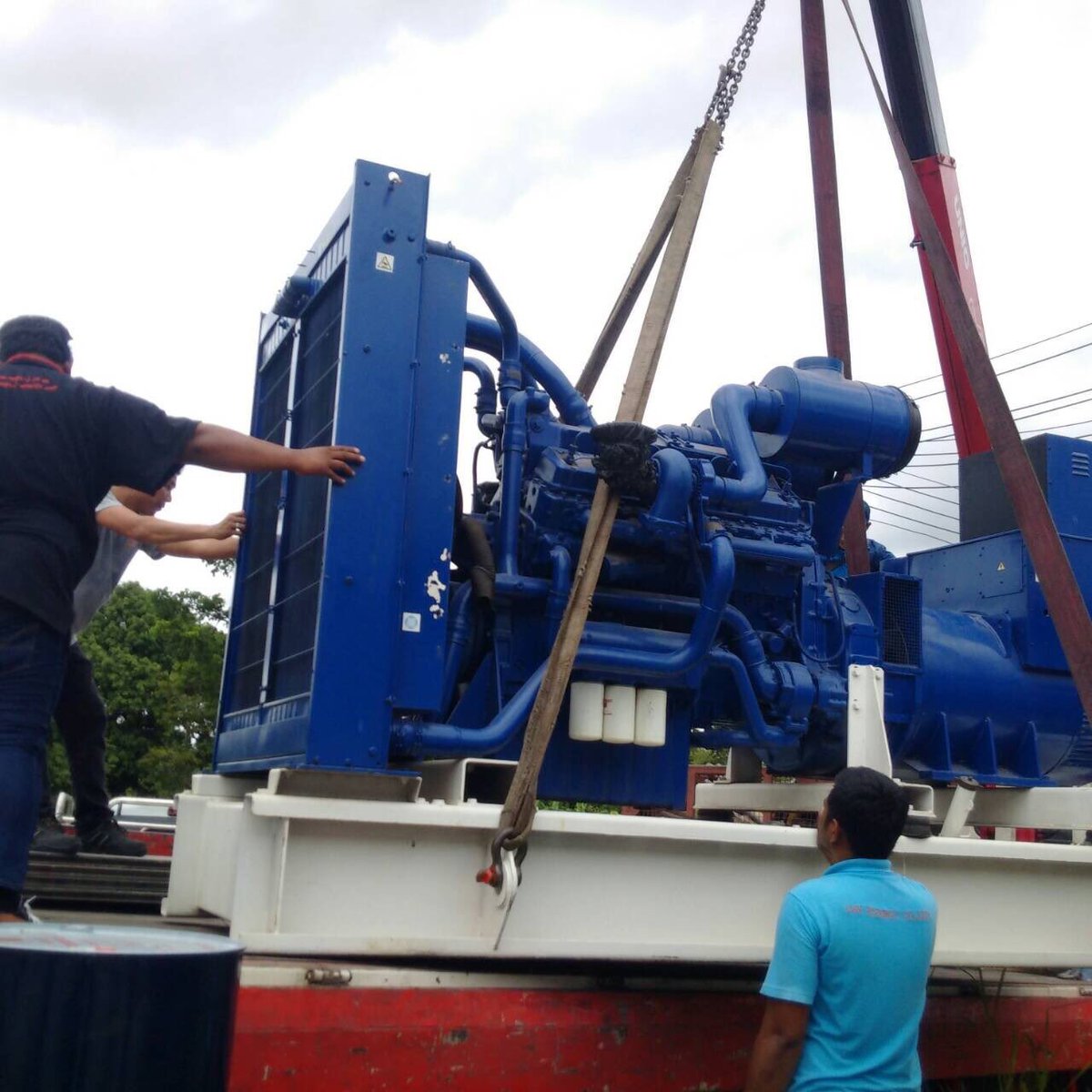 csvenergy1's tweet photo. #ยืนหนึ่งด้านบริการงานservice
บริการติดตั้งgenerator 500 Kva
ที่ อรรณพชัยภูมิฟาร์ม อ.จตุรัส
จ.ชัยภูมิ ให้กับลูกค้า
ขอบคุณที่มั่นใจ csvenergy🙏
บริการทั่วประเทศกับทีมงานมืออาชีพ
#Service
#csvenergy
#Distrinution
#Transformer
#Drytype
#Cast Resin
#RingMainUnit https://t.co/v6ZXONdfjg
