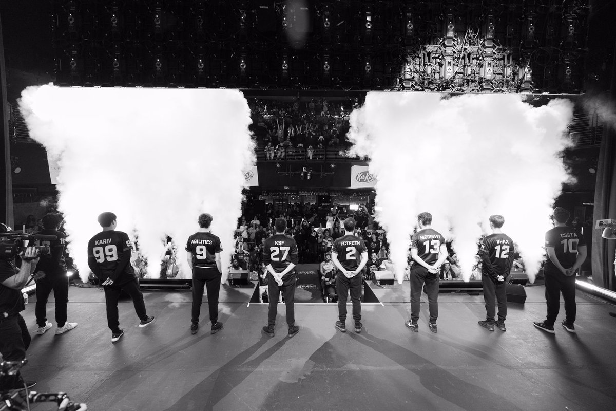 LAValiant's tweet photo. To all of the 7s who have shown so much love and support, thank you for always showing up.
Regardless of the final outcome, this weekend and season has been incredible.
#TheFinalStand | #WingsOut https://t.co/Q0j0amIMzz