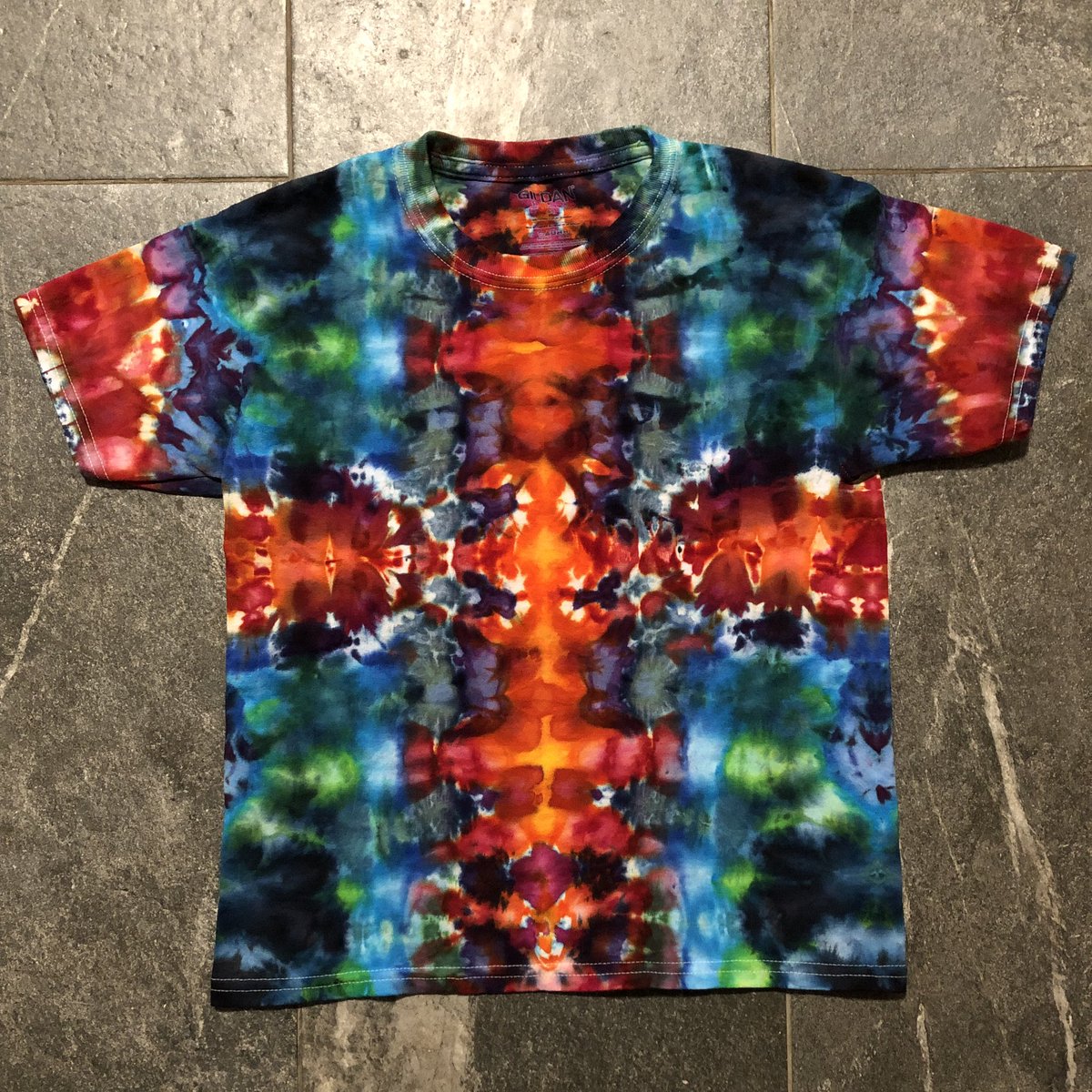 TheLeesOfMemory's tweet image. Some highlights from the work sink... an interesting batch, to say the least! #IceAndTime #icedye #FiberReactive #ProcionDyes @dharmatrading