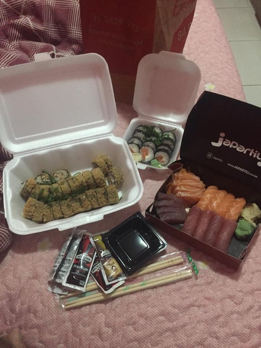 E n&atilde;o &eacute; que fluiu o japa 🤤🍣🍱 https://t.co/YfS3V0Kx9A<a href="/tag/aeropayet"class="tags"><span>#aeropayet</span></a><a href="/tag/vascodagama"class="tags"><span>#vascodagama</span></a>