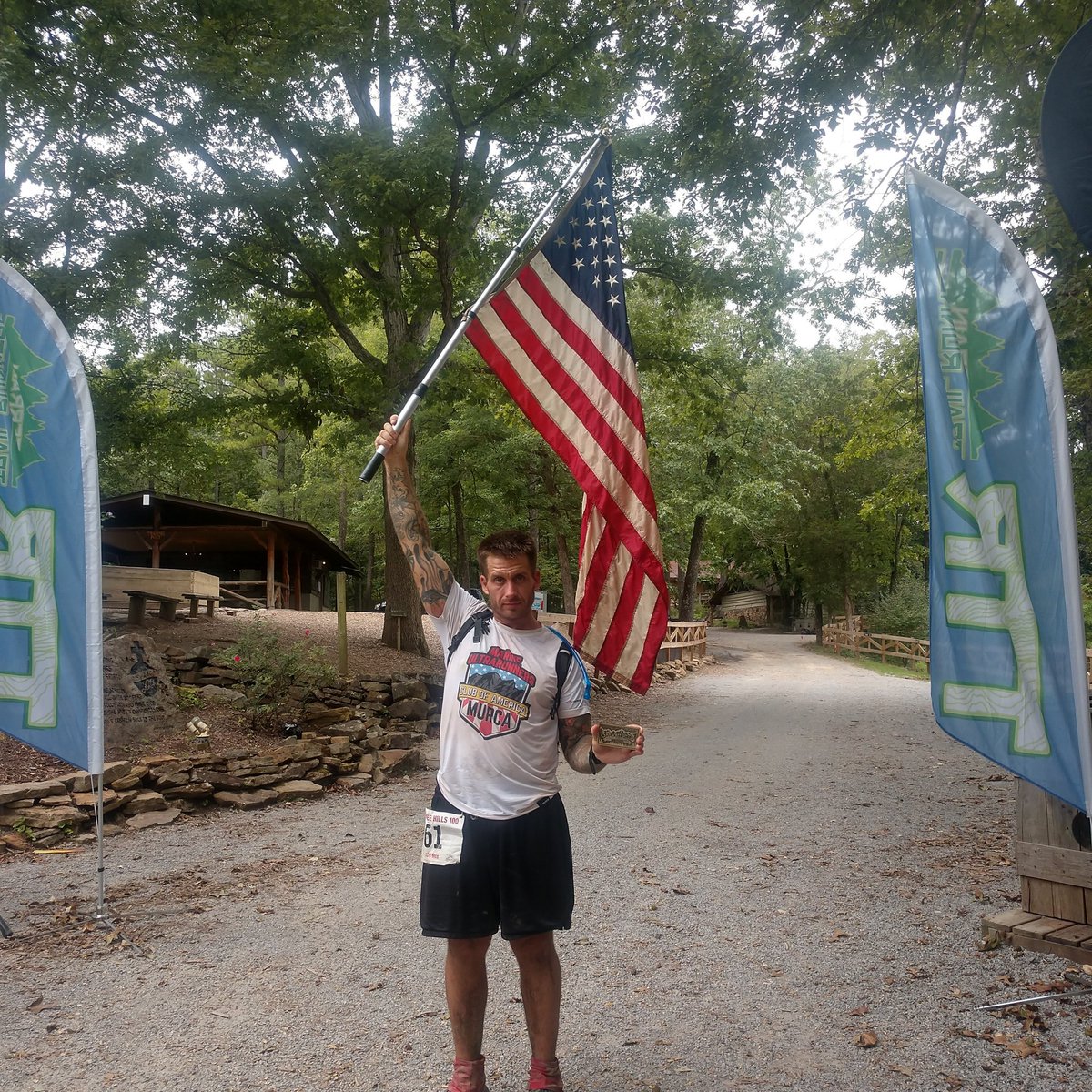 BillyTrainer's tweet photo. Finished my 24th 100 mile race of 2019 carrying the American Flag, 18 remain... https://t.co/v8DeMhGUgL