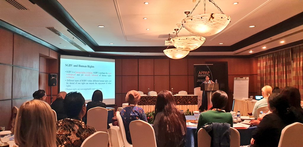 yaguerika's tweet photo. Today is National Heroes' Day in the PH🇵🇭. Happy to spend the day in Jakarta with strong heroes of today- human rights defenders of Asia ✊🏼 #R2P #APPAP @APR2P @ateneodemanilau @UQ_POLSIS_Grads https://t.co/fbYTctKBsM