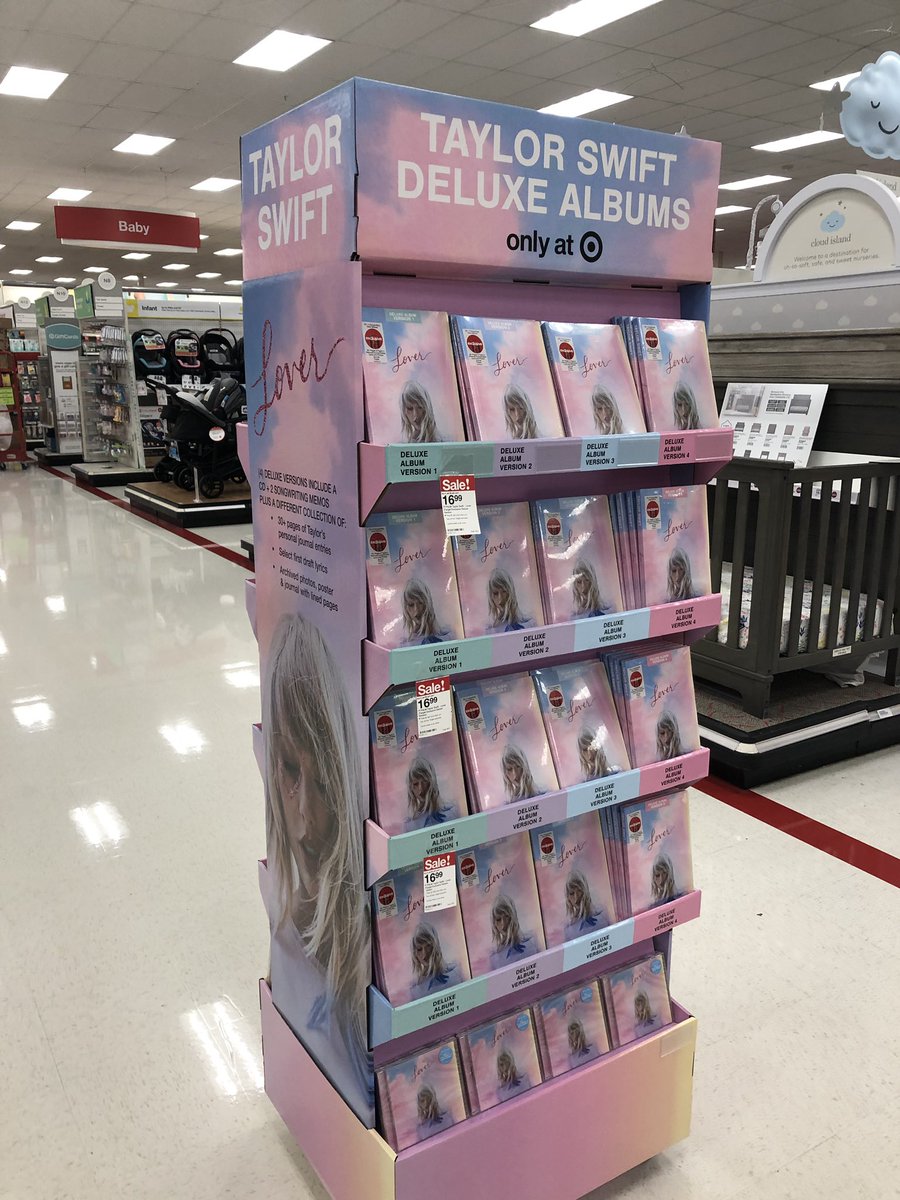 missqueentaylor's tweet photo. @taylorswift13 trip to Target was a success💕 BEST ALBUM EVER!! #lover https://t.co/nncpETx2wn