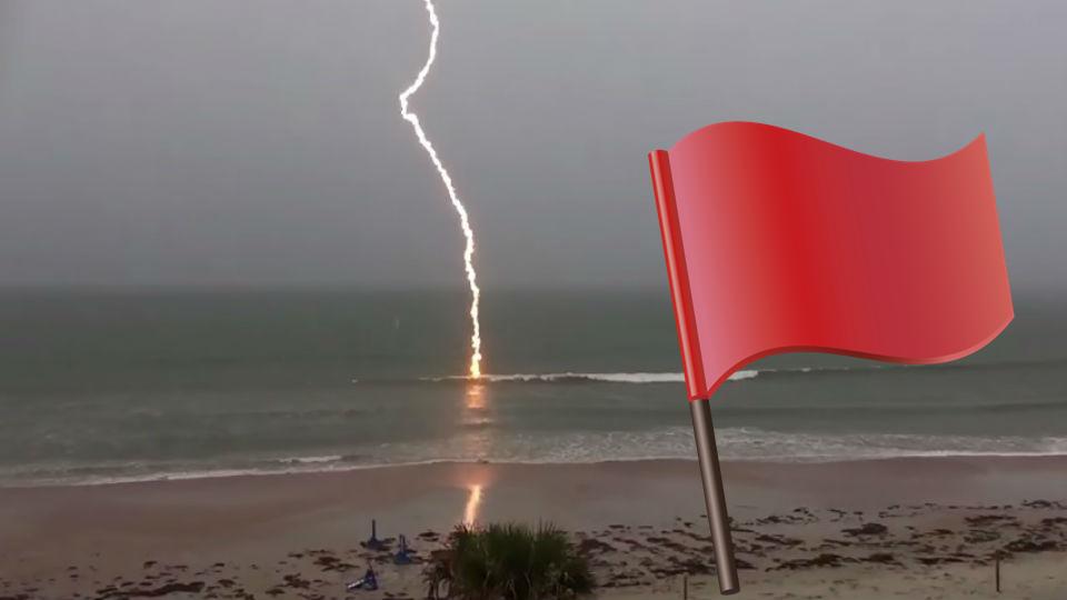 👉 #FMA - #DANA en #España 26/08 y su posible repercusión en #Playas 🏖️.   Si observas que se acerca una #tormenta ⚡ , no lo dudes, "abandona el baño de inmediato" sécate rápido y aléjate de la #playa.  Ante riesgo eléctrico #STOPBaño y #OjoPequeAlAgua siempre. #STOPPiscina ⚡