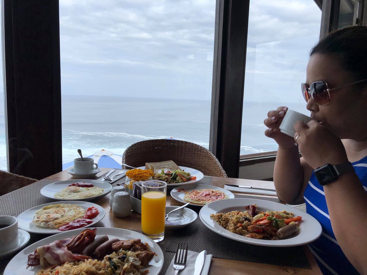 VenusDugayon's tweet photo. I love Bali Indonesia https://t.co/AkqJ6iKmfs