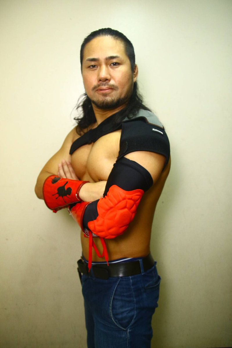 BrsFamily's tweet photo. 日にちを間違えたので上げ直し！

本日２６日(月)は内田祥一選手が入ってくれます。
ぶるたくが今の前の前のBBBさんでイベントをやらせていただいてから１１年。
今度はBRSに内田さんが！
飲んで語ってWiiUでカラオケしますかね？

酒におぼれて語らえばRomanticが止まらない！

１９時オープンです。 https://t.co/nX76E4eC2I