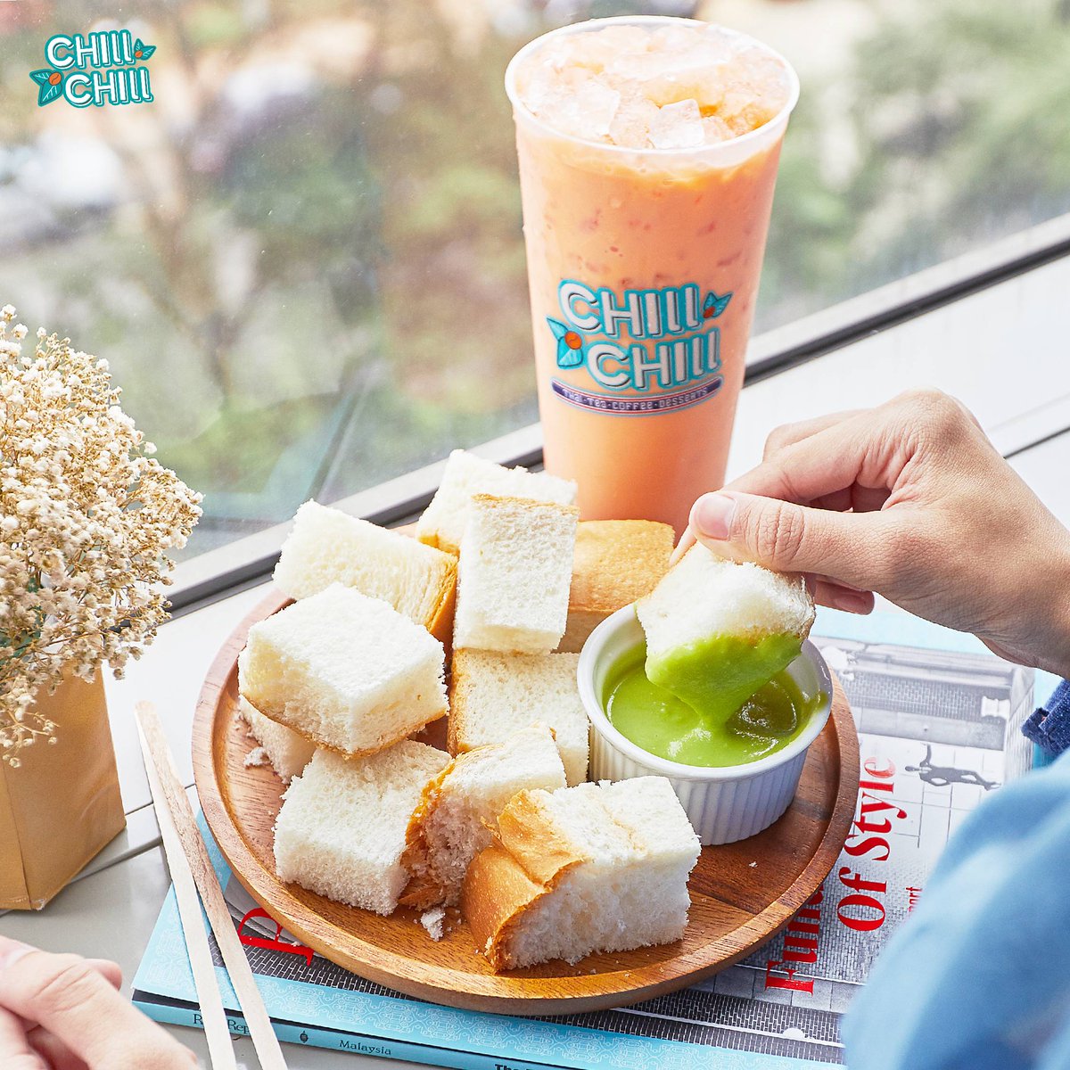 ChillChillLah's tweet photo. Nothing can beat Sangkayaa and Iced Cha Yen kan 😉 #chillchill #chillchilllah https://t.co/mt3LVdnIJ5