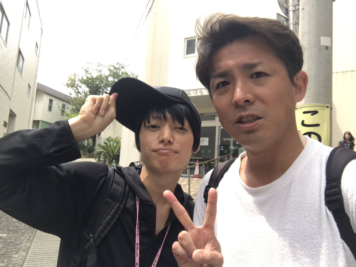 Haword 森山栄治 氏のブログに 柳浩太郎 氏の12月のイベントの詳細があります 初代テニミュからの仲の2人は9歳しか違わないのですが何故か柳氏が森山氏をパパと呼び始めた為 森山氏が応えているようです 笑 恋してkimeru ならぬ 恋してyanagi を