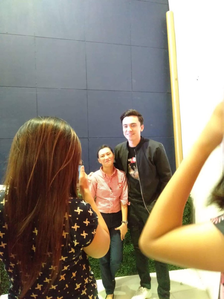 calebmusik21's tweet photo. Thank you @SMCityPampanga at sa Solid support ng #Calebrates Pampanga, meet and greet tayo dyan soon 👌😎 https://t.co/DOkbZT1ONa