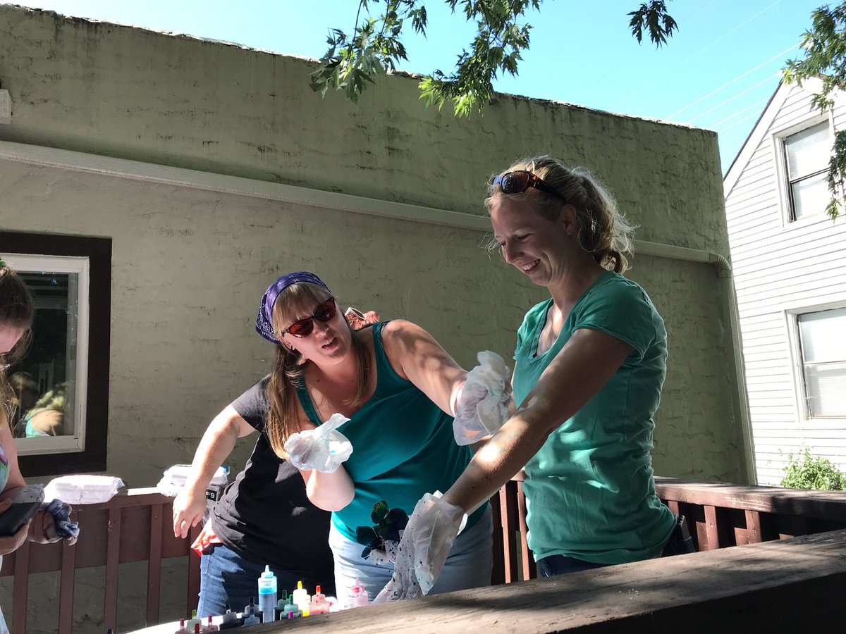 RodeoCityRoller's tweet photo. Tie dye fun! Team bonding before we start our new season! Want to join us? Email freshmeat@rodeocityrollergirls.com https://t.co/g8JKfbOj8s