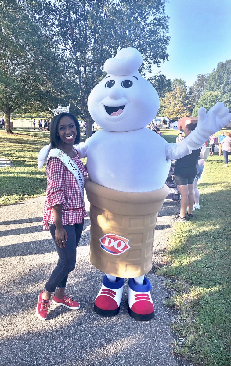 MissAmericaPA's tweet photo. Saturday #BlizzardRun Fun! ❄️🍦
Over 950 people came out to support @CMNHospitals and the kids at @PennStHershey! 
#MakeAmericaSlayAgain #MissPennsylvania #MissAmerica #MAO @MissAmerica https://t.co/DJKM9yZQGG