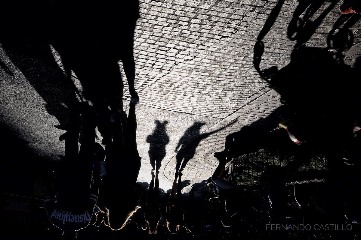 ferckastillo's tweet photo. The best place to be happy forever #spi_shadow #travel #canonphotography @disney #anaheimdisney #streetphotography #CanonPhotographers https://t.co/s9FnvbnPqy
