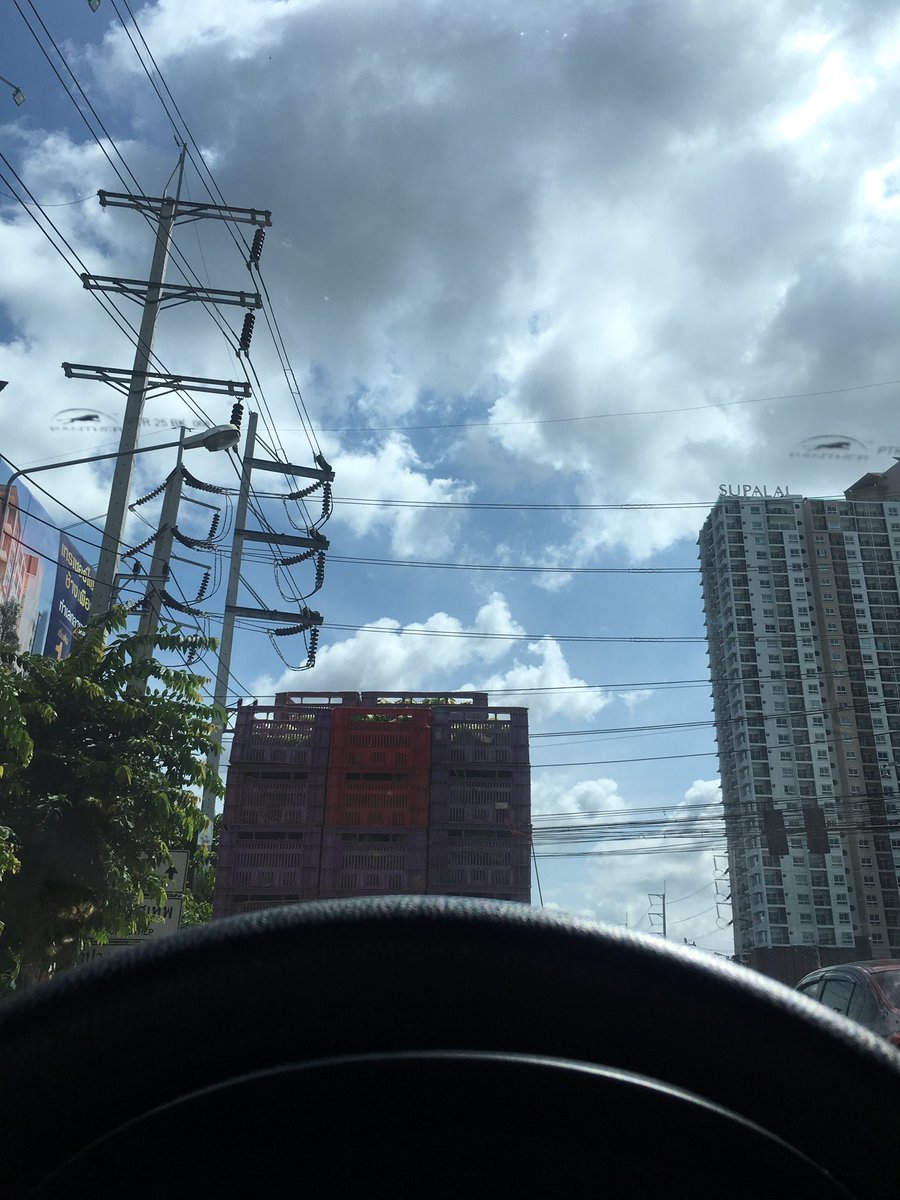 SuchadaCm's tweet image. ทำไมหัวใจไม่เคยเข้มแข็งอย่างปากสักที