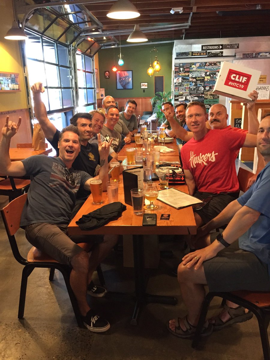 EFAdads's tweet photo. Pre-race dinner for #HoodToCoast. Carbo loading. Pizza and beer at @DoubleMountain in Woodstock. #htc2019 #hoodtocoast2019 #12thplaceinthemastersdivisionormaybe9thplacewhoknows https://t.co/oFC6ad9Zm5