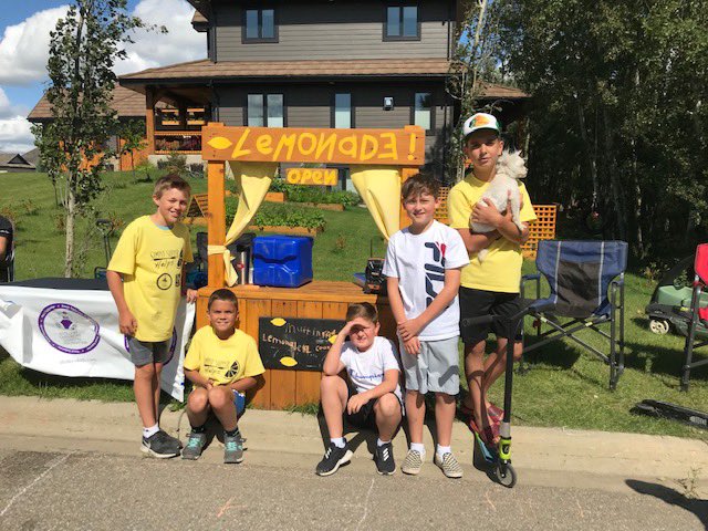#GSACRDProud of these #SAAKnights Students who raised over $600 for #stollerychildrenshospital #lemonadestandday You guys are awesome! 👏#StAlbert