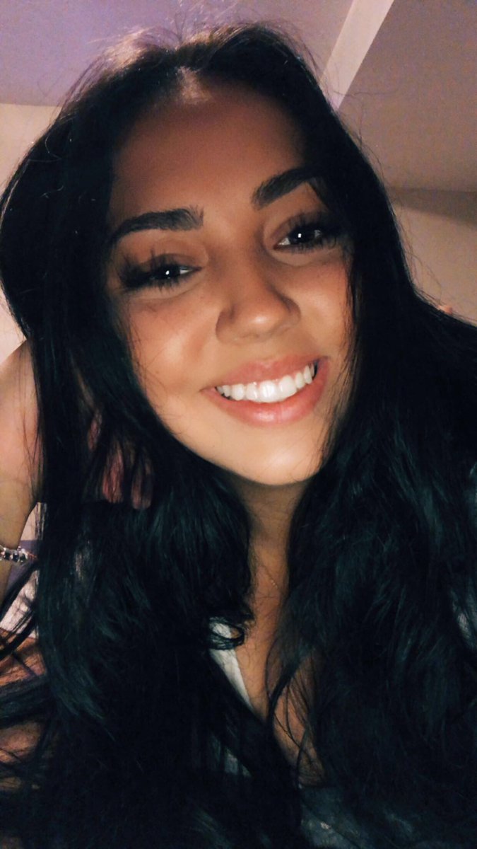 ell319's tweet photo. i’m genuinely a happy lil bitch :,) https://t.co/0T99nRtEAw