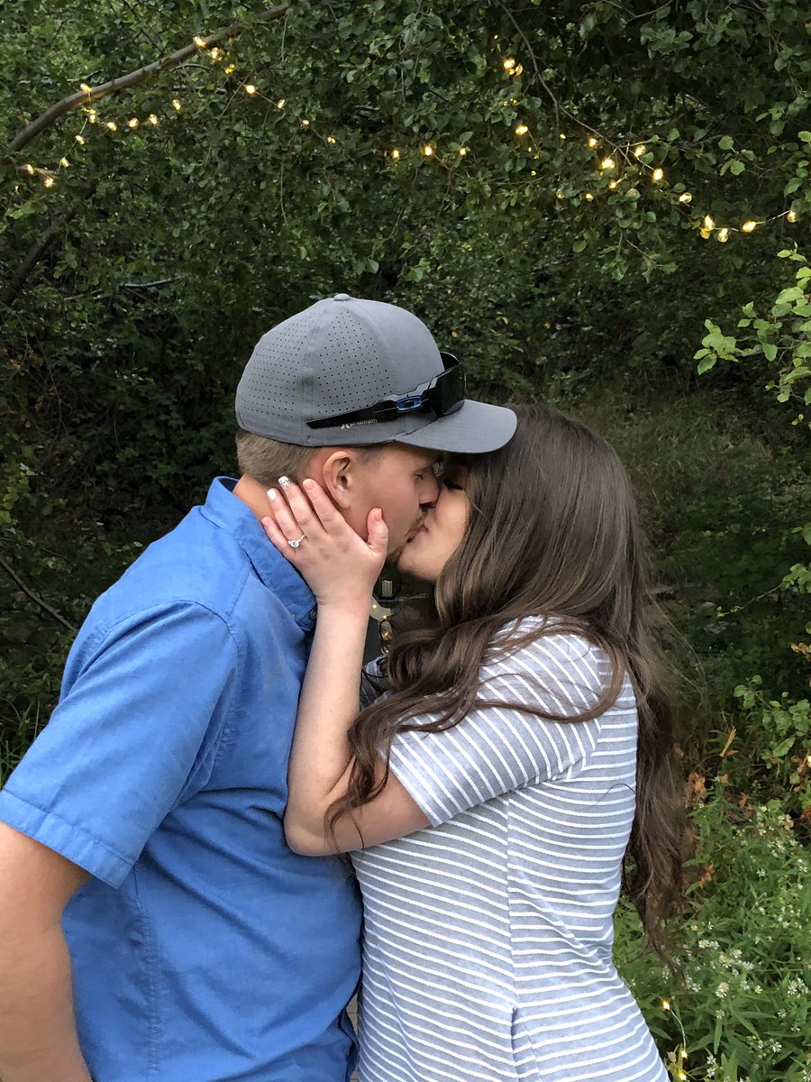 _madison__emily's tweet photo. Since I was a little girl I’d dream about my future husband,wondering who’s last name I’d take, how’d he propose etc..I’m lucky because he made this day everything I could have ever dreamt of ❤️Your looking at the future Mrs. Lemon 🍋I can’t wait to say “I DO” and become his wife https://t.co/6XcYwl7aHP