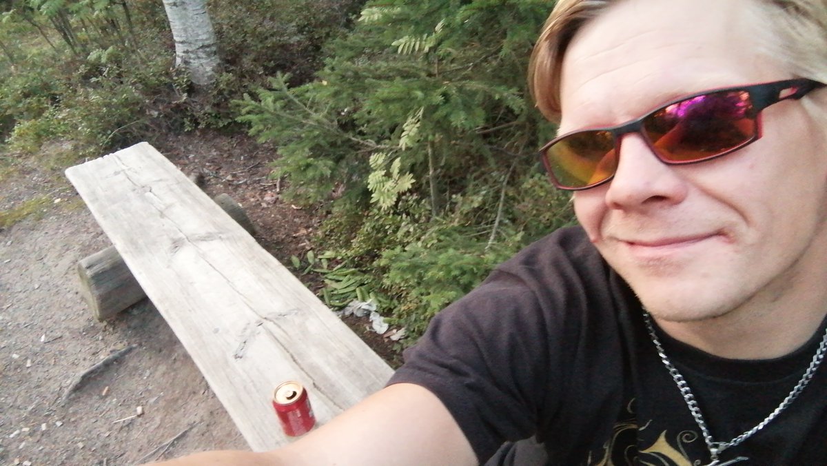 sami_vare's tweet photo. Mukava ja kiireetön polkupyöräreissu.
Tänään suoritetaan sama kuin eilen 😎 https://t.co/yevhjORHYp
