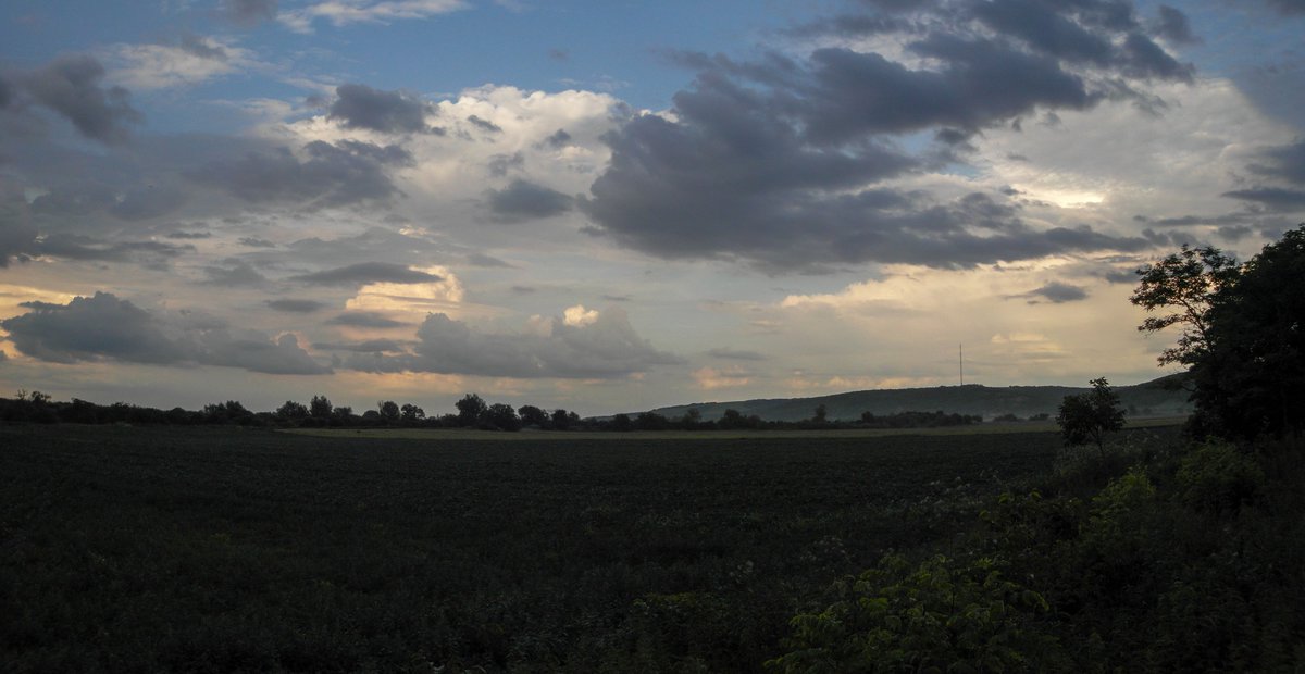 #croatia 
<a href="/ThePhotoHour/">#ThePhotoHour</a>
 #ThePhotoHour #EarthandClouds 
<a href="/EarthandClouds2/">Earth and Clouds II</a>
 #StormHour #NaturePhotography #LandscapePhotography #500pxrtg 
@SnapYourWorld
 #snapescape