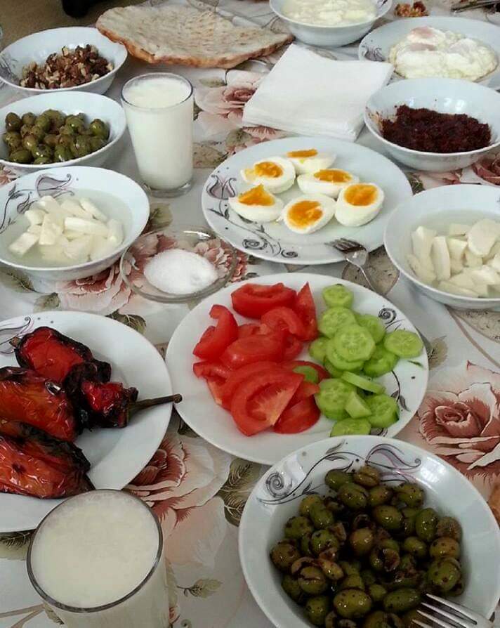 SANLlURFA's tweet photo. Hayırlı Sabahlar Şanlıurfa 🤤 https://t.co/er4aISSLtA