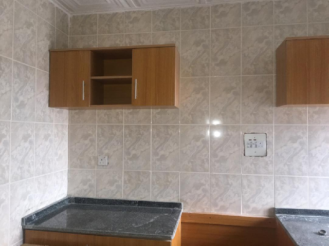 RealtorBot's tweet photo. ** LUXURY 3 BEDROOM APARTMENTS **

Type: Flat/Apartment For Sale
Address: 📌 Akingbile area Close to IITA, Akingile, Akinyele, Oyo
Price: ₦35,000,000 outright purchase
Features:   🛏️ 3   🛁 3   🚽 4
Furnished: ❌
Serviced: ❌
Agent: @allgrabs
Link: https://t.co/00GERXqt6u . https://t.co/QM0VOx5G4e