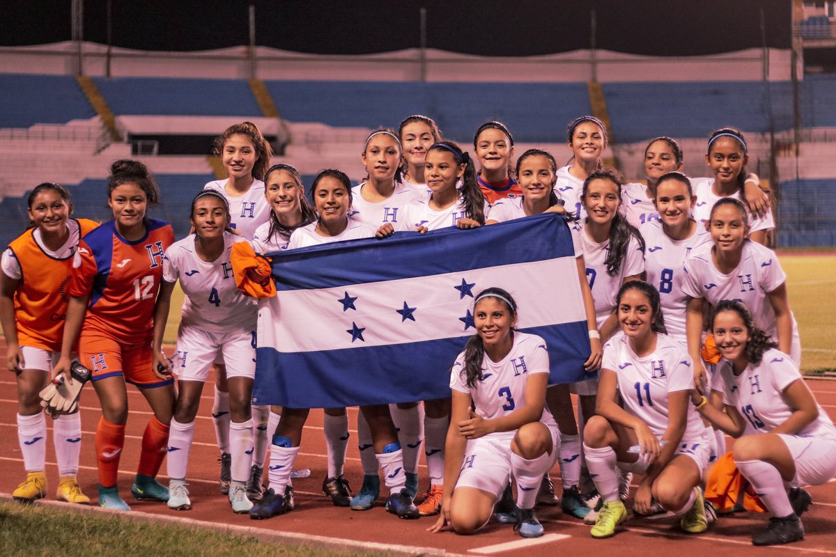 FFH_Honduras's tweet photo. ⭐ Con resultado a favor de 2-0 ante #Anguila, 🇭🇳 Honduras clasifica al Pre mundial de @Concacaf femenino sub-17.

✔️ 3 partidos
✔️ 9 puntos
✔️ 0 goles en contra
✔️ 17 goles a favor

💁‍♀️ Arriba chicas, 🇭🇳 arriba HONDURAS!

#FENAFUTH #Honduras2019 #ElMomentoDeBrillar #Sub17 #CWU17Q https://t.co/MoDWk1aScx