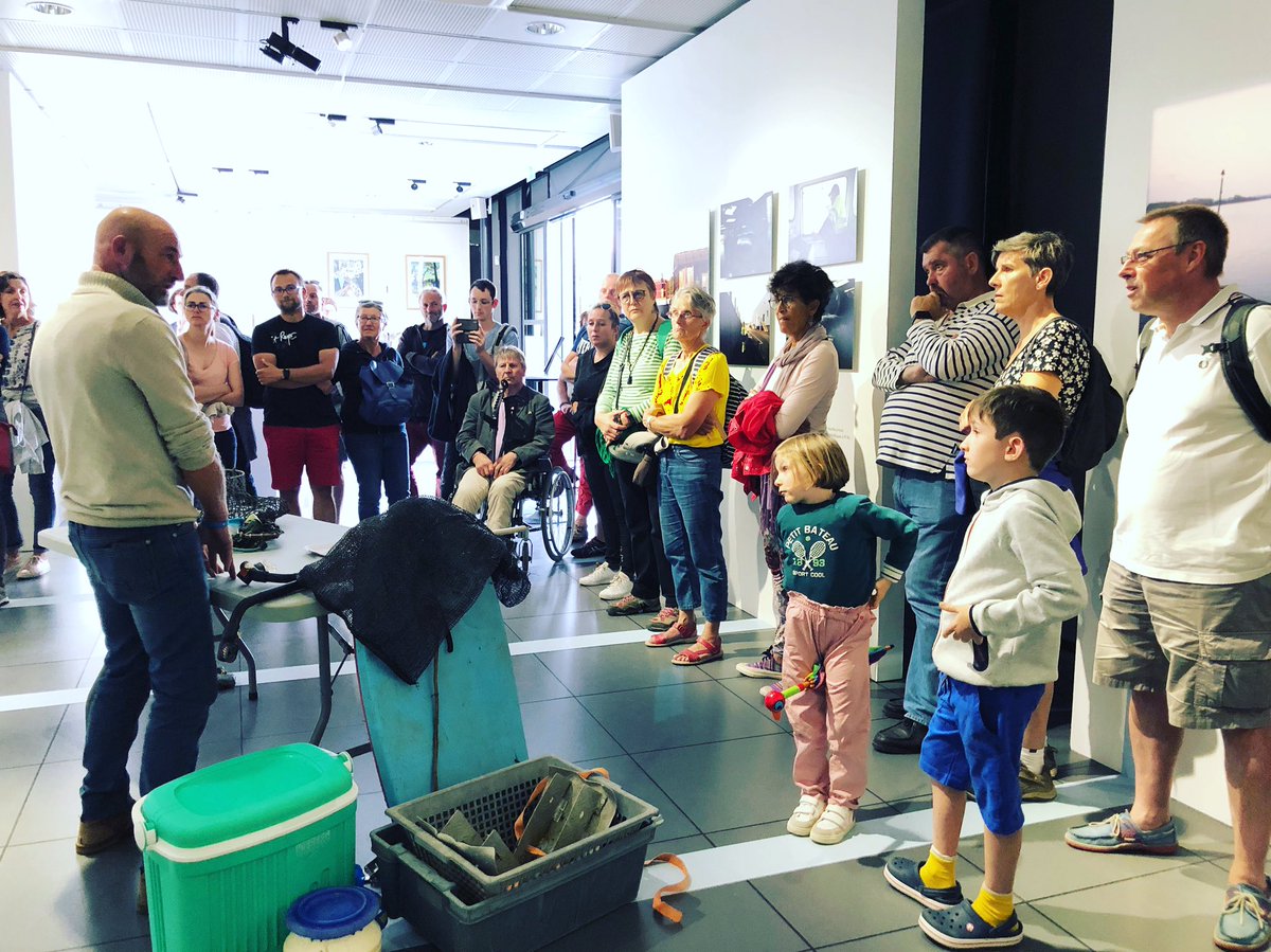 ylmpicture's tweet photo. 30000 visiteurs pour l’exposition photographique « Murmures de l’hippocampe » au Kiosque du Port de Vannes! Merci à tous les visiteurs curieux qui sont passés nous voir. Quel été riche... Merci 🙏🏽 encore au Maire @DavidRobo56 pour sa confiance... #vannes #portdevannes #morbihan https://t.co/3Zfc7pmprx