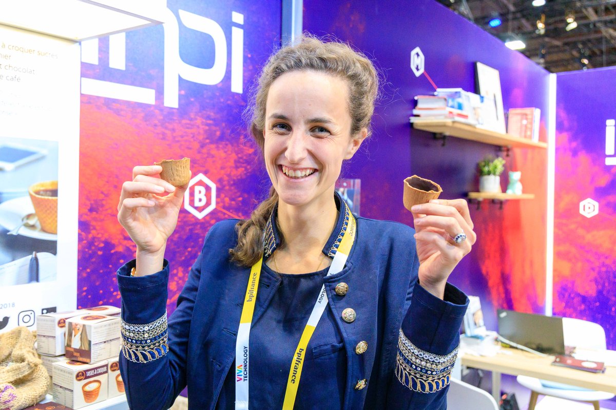 Monday Mood ! 😍☀️

Aujourd’hui c’est la reprise pour beaucoup d’entre vous mais il est hors de question de ne pas garder le sourire ! Illustration avec Diane lors du salon <a href="/VivaTech/">VivaTech</a> de cette année ! 😍 

Bon lundi et bonne semaine à tous !