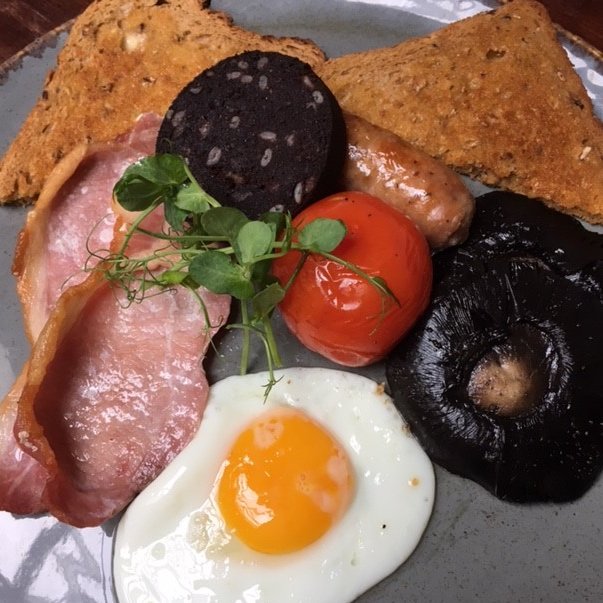 Start the day with our delicious full English breakfast, served from 8am till 12 midday.
#fullenglish #fullenglishbreakfast #breakfast #yum #morning #food #britishfood #devon #staustell #staustellbrewery #theglobe #globetopsham #topsham #exeter #exmouth #cornwall #southwest