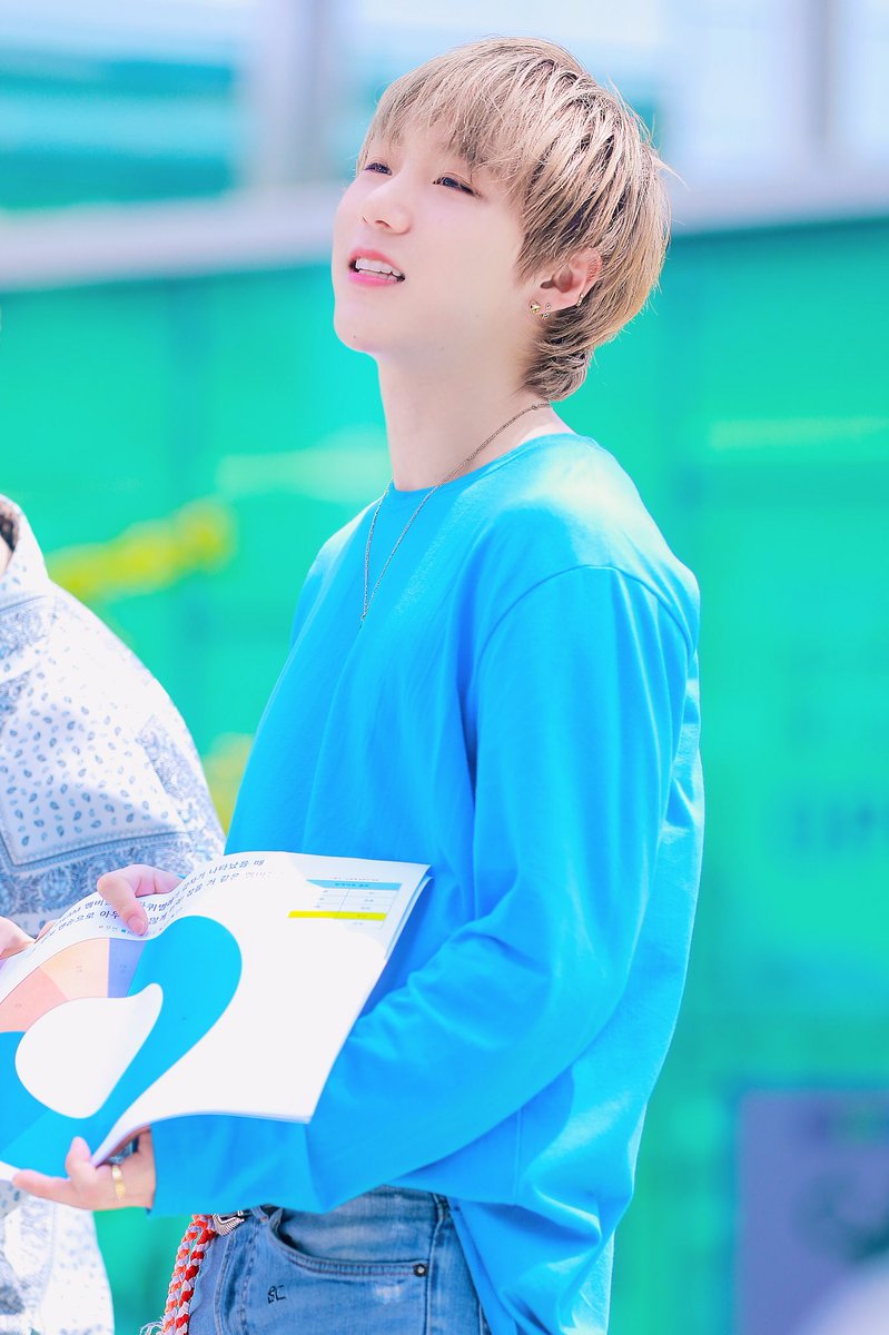 ButterCheese_BC's tweet photo. 190810 음중 미팬 HQ
#1TEAM #원팀 #BC #성호 https://t.co/gdKtRwTtL3