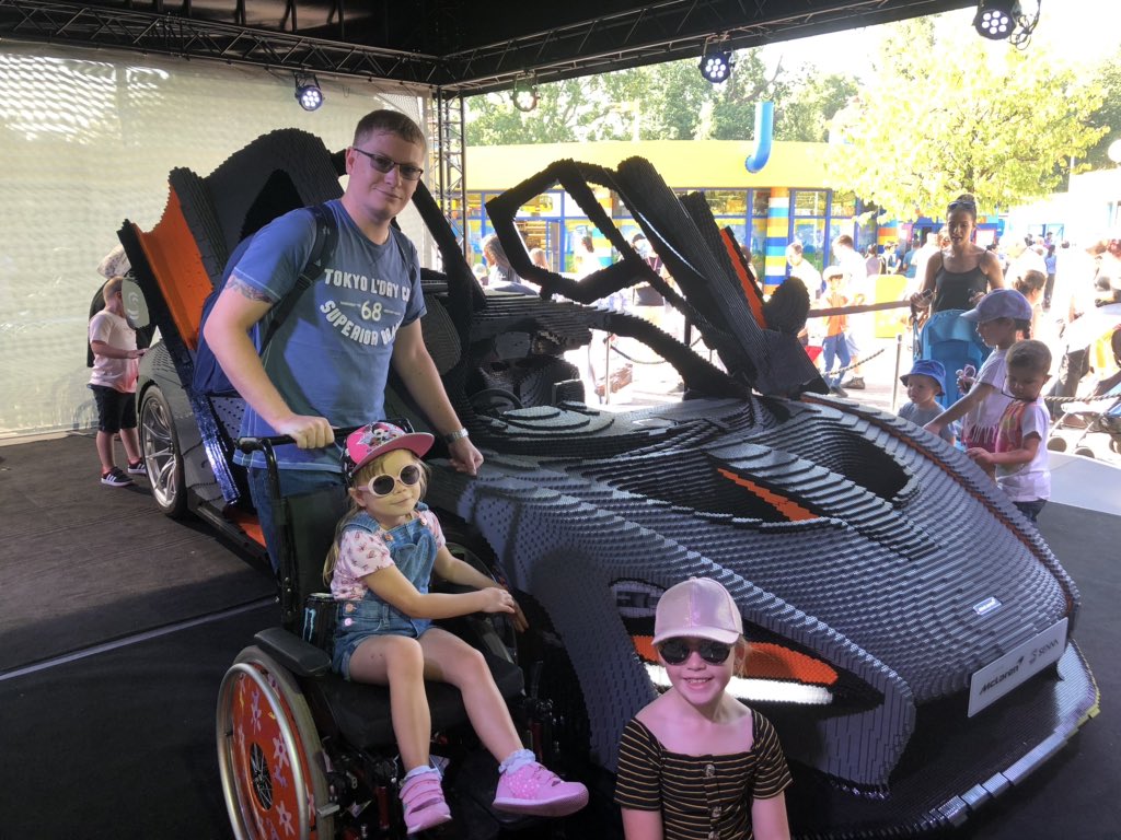 WainsWorld89's tweet photo. Awesome seeing the #McLarenSenna at @LEGOLANDWindsor today, can’t waiting to see if a large #LegoTechnic kit comes out for this. Waiting to take kids on #DragonsApprentice https://t.co/q3kkMxYwri