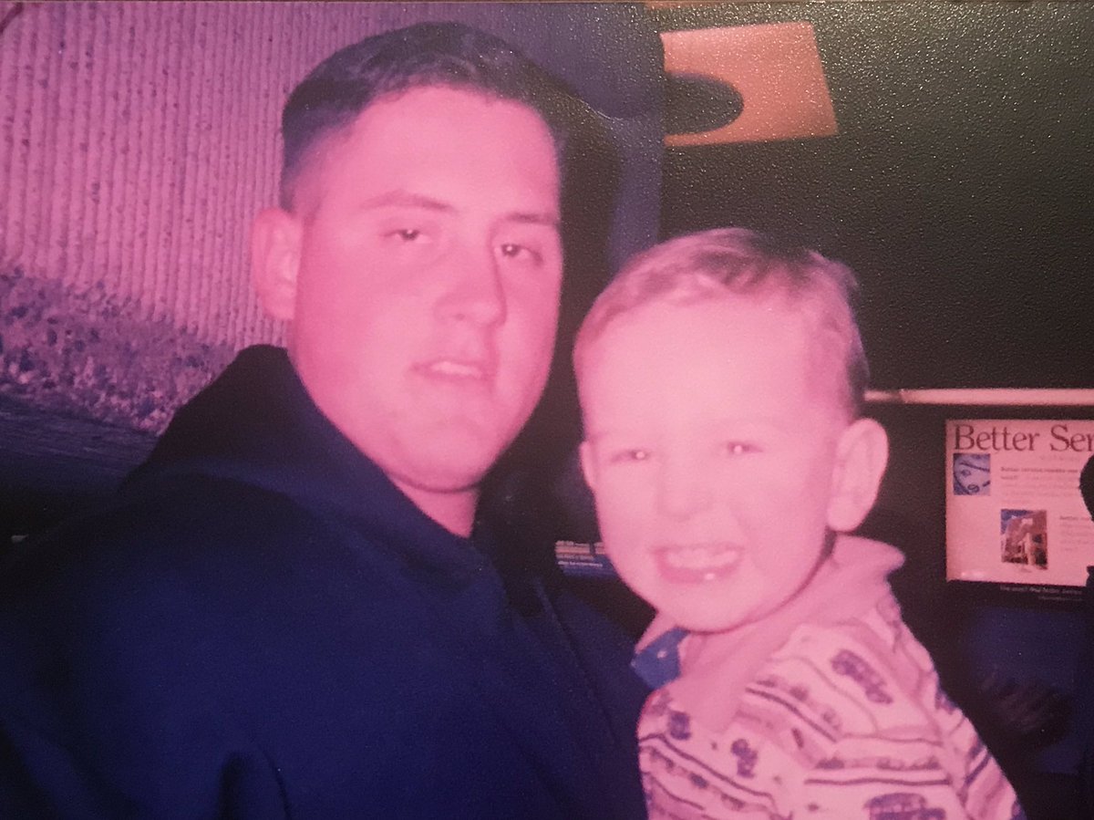MrsThayer's tweet photo. Happy 21st @thayer13a !! Super proud to be your Momma. 😘 https://t.co/116lBzFO5s